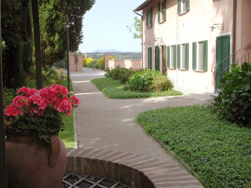 蒙特鲁朴·菲奥伦蒂诺Agriturismo Fattoria Di Petrognano别墅 外观 照片